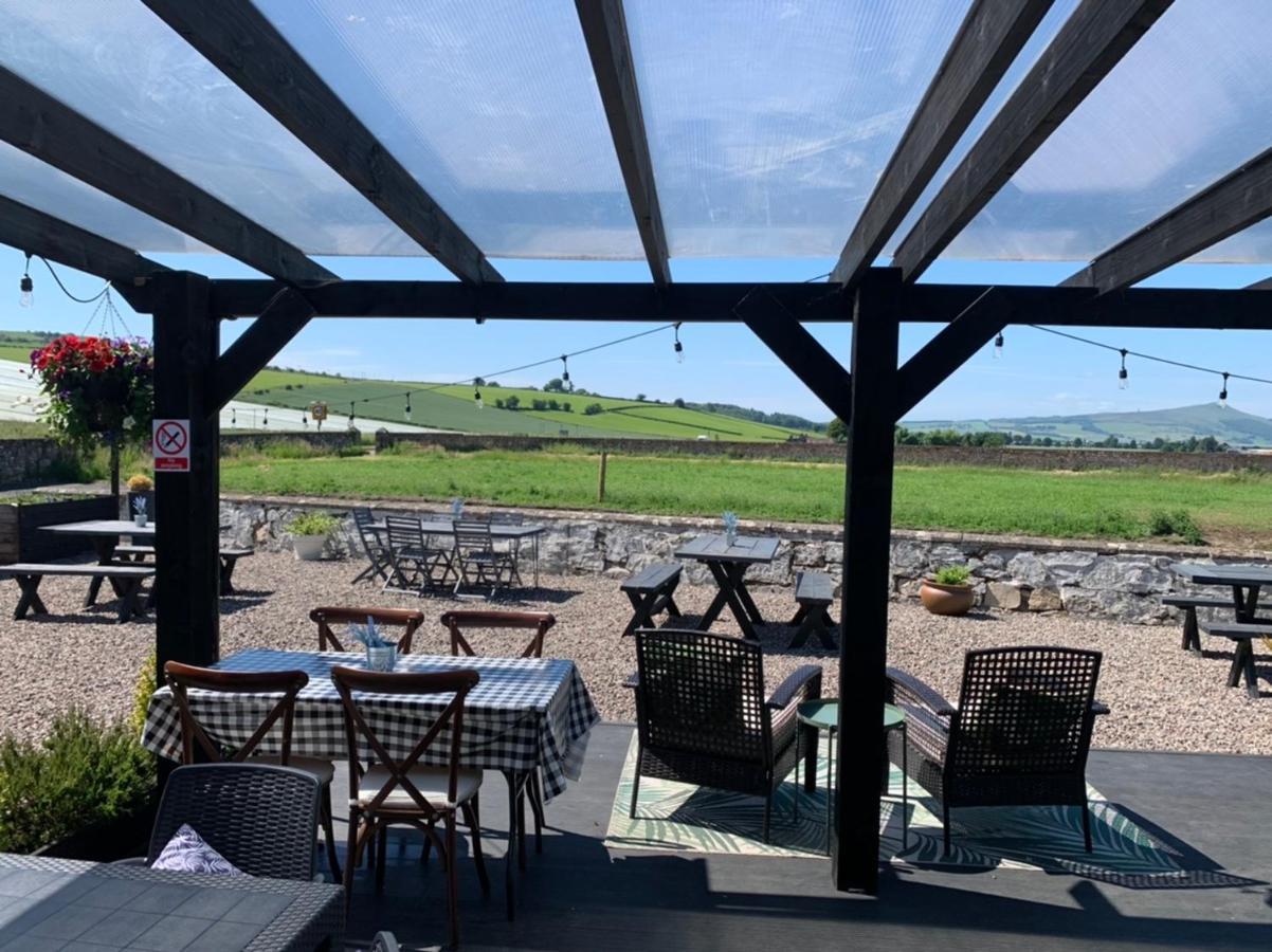 Pitlessie Inn And Pantry Cupar Exterior foto